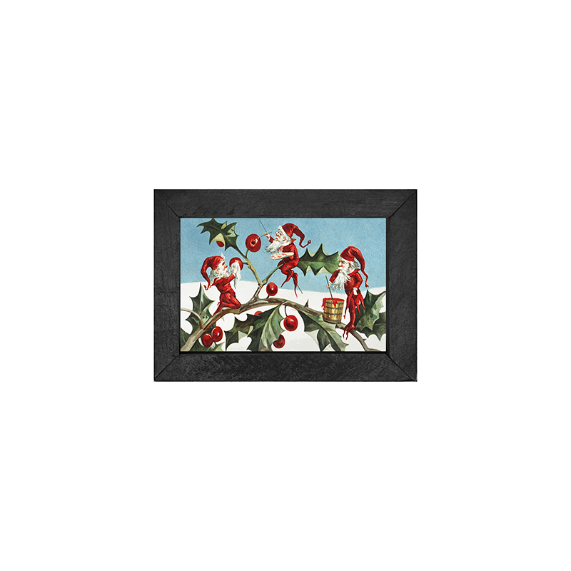 Elves with holly