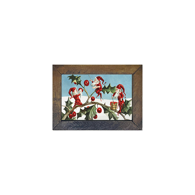 Elves with holly