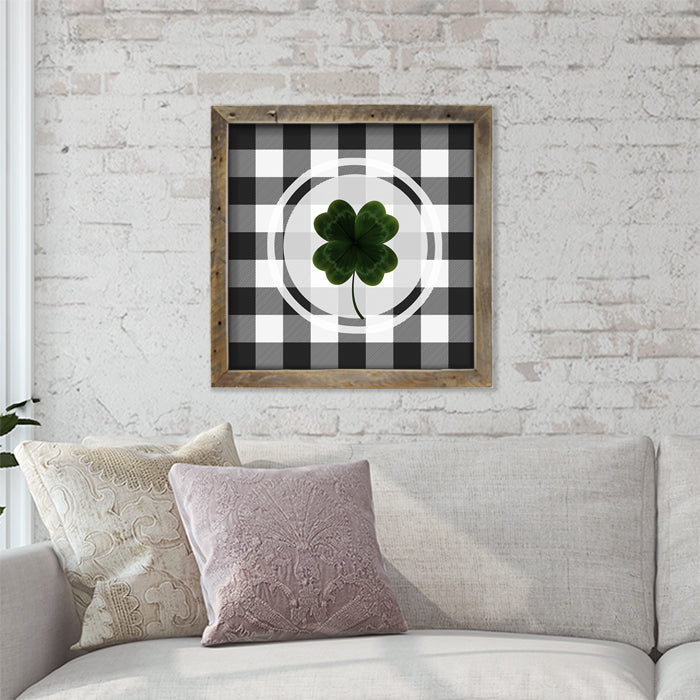 Four Leaf Clover on Buffalo Check