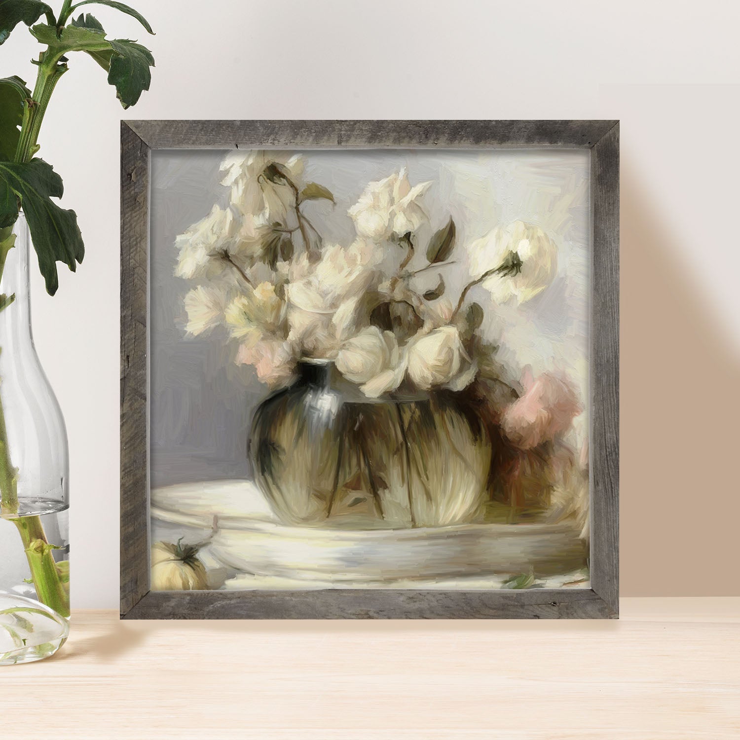 Cream Roses in Clear Vase